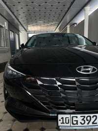 Hyundai Elantra Luxe Beast 2.0