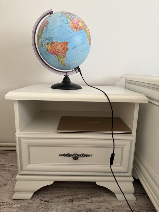 Vand Dulap Mobexpert,pat si comoda.