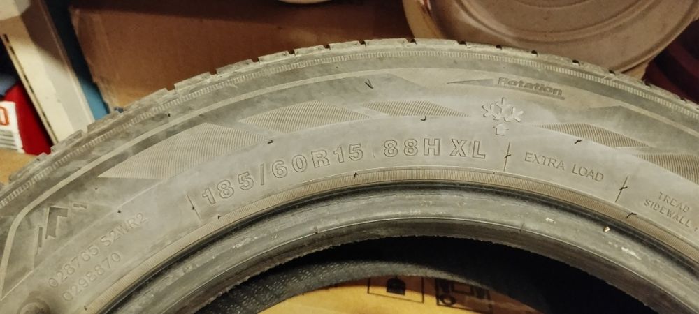 Зимни гуми 185/60/15 zeetex