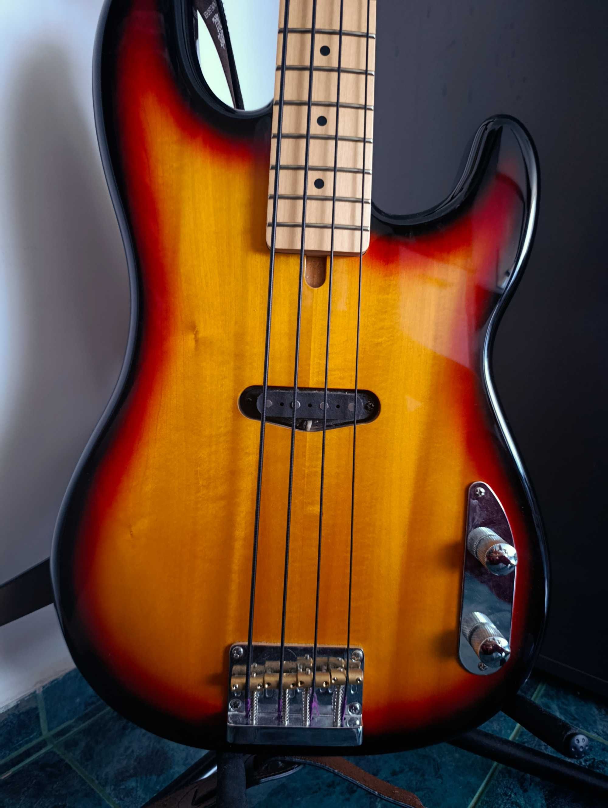Бас китара Woodstock Standard P-Bass 3 Tone Sunburst
