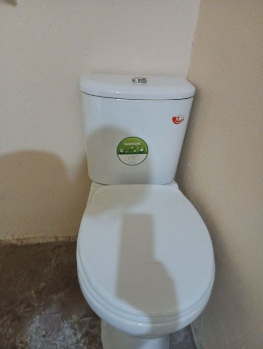 Unitaz sotiladi, Toshkent