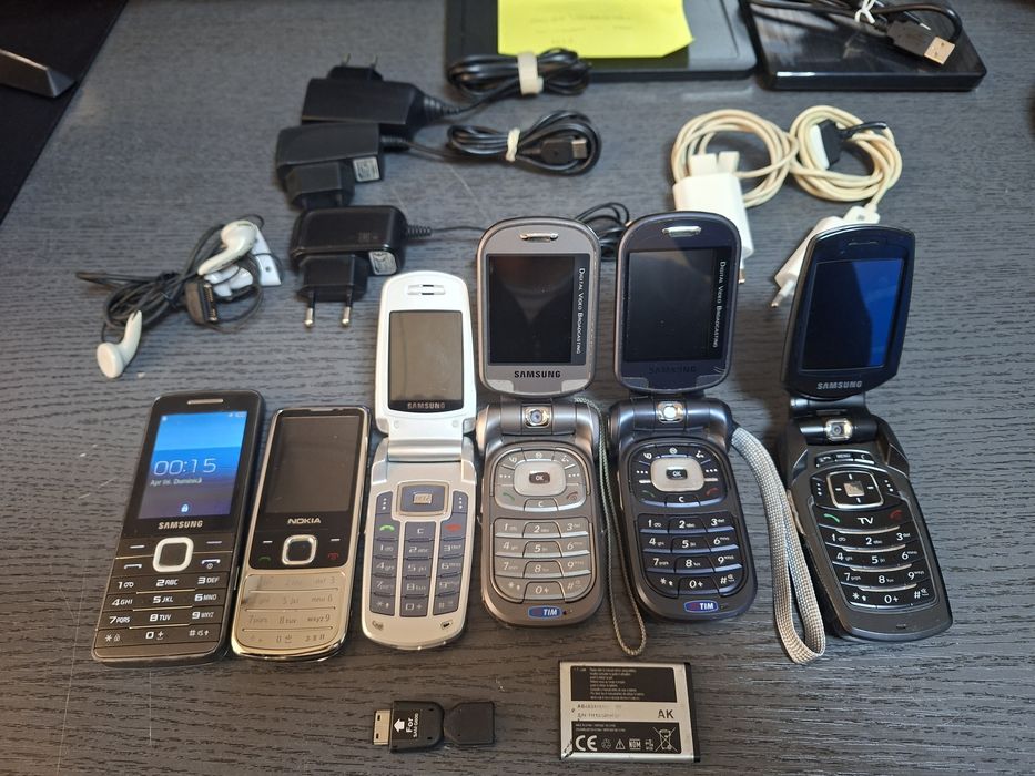Lot telefoane colectie Samsung P910 P920 S5611 X550