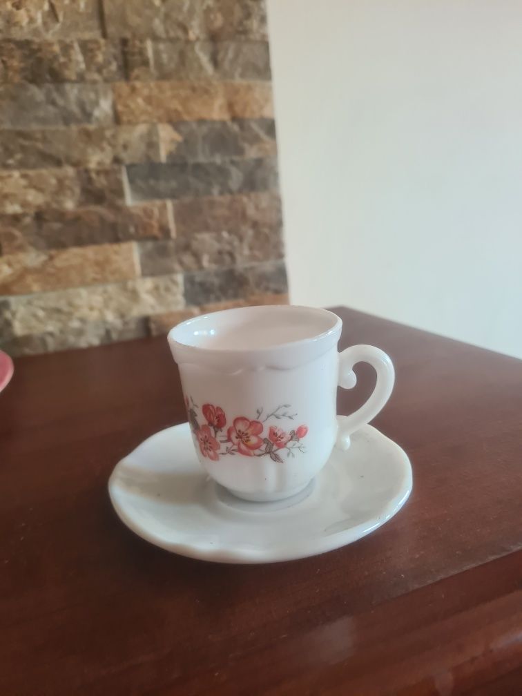 Сервиз за кафе  от порцелан