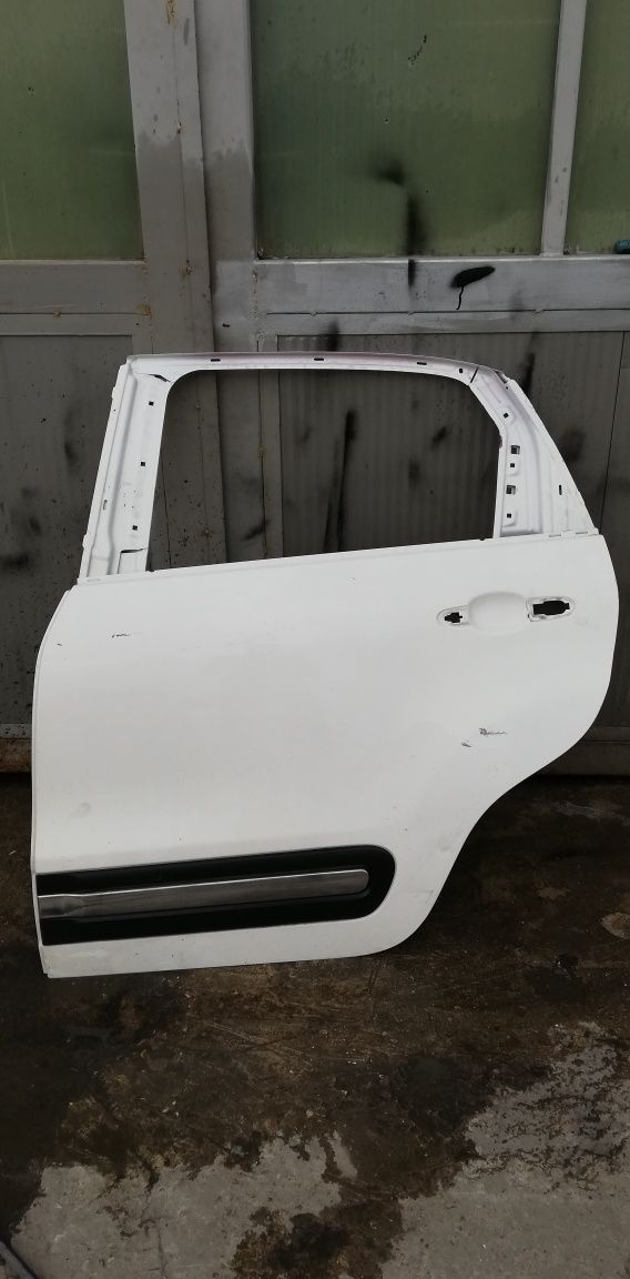 Задна лява врата Fiat 500L 2012-