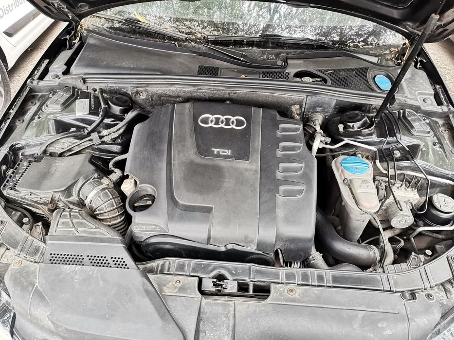 Vând Audi A4 b8 2009, euro 5, manuala 6+1