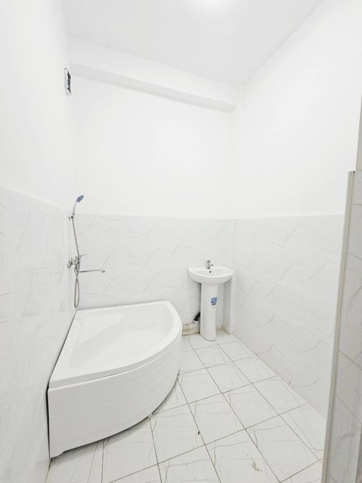 METRO 5-bekat Sputnik 16 A 2/3/10  80 kvadrat Skvoznoy planirovka