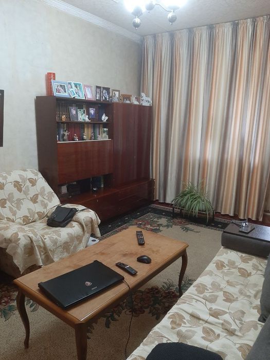 Продам чиланзар 12.  Двух комнатная