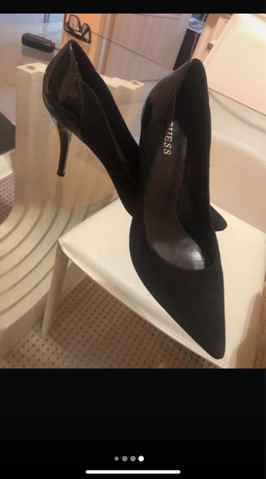 Pantofi stiletto Guess