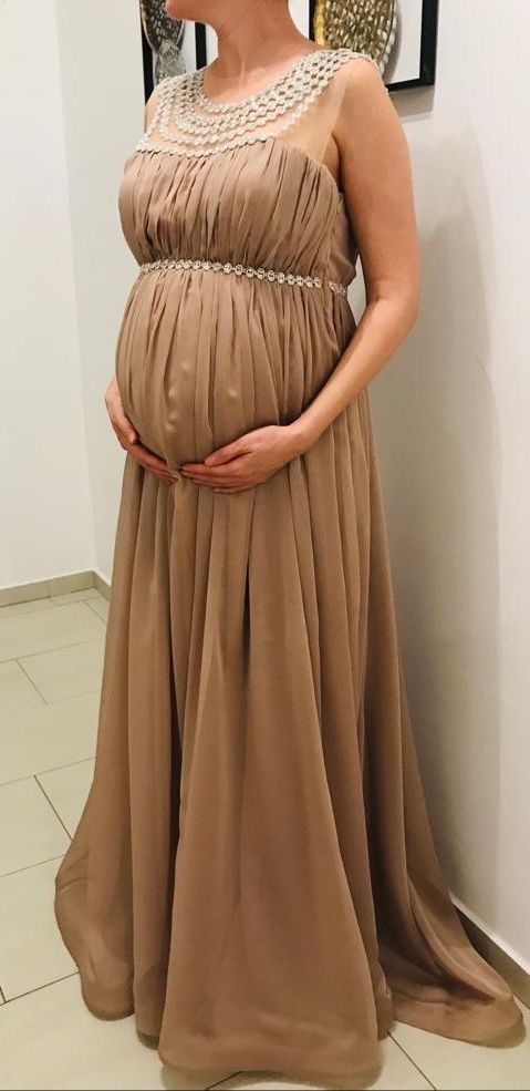Vand rochie unicate, făcută la comanda pret 449 ron