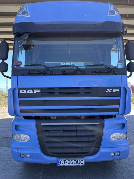 DAF XF105 2011/2 bucati semiremoca container