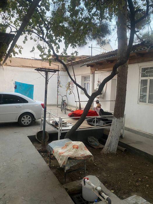 Ховли сотилади 3 хонали 4 сотих (Без маклер)