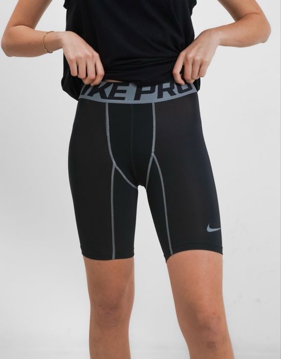 Компрессионные тайтсы Nike Pro( спортивные шорты)