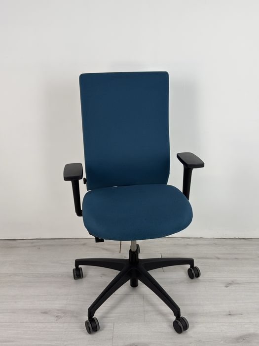 страхотни офис столове за домашен офис или офис пространство удобен;