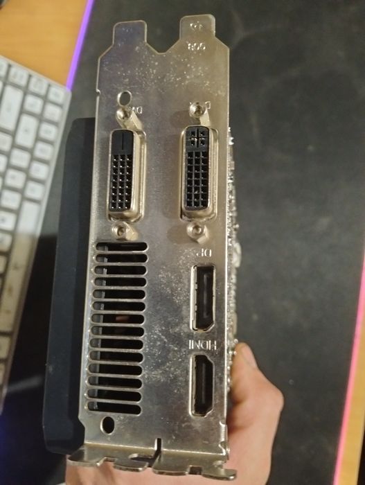 Vând placă video phanton