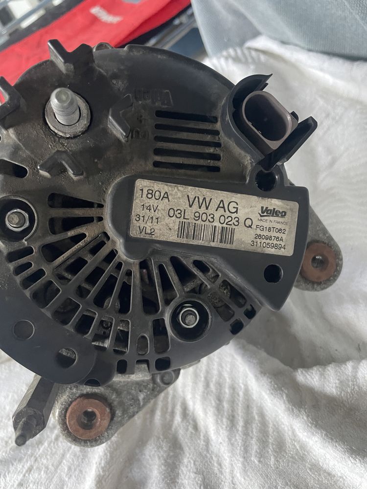 Alternator de curent pentru Audi, Vw, T5