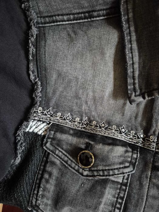 Geaca casual Desigual -blug gri cu hanorac negru