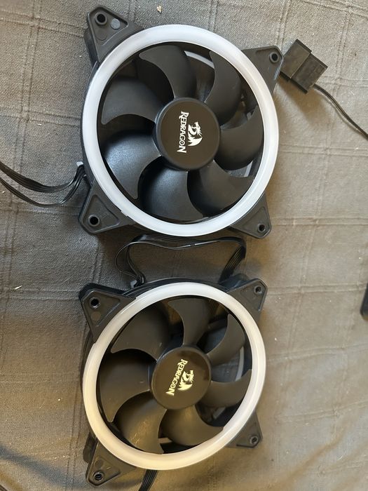 4 ventillatoare 120mm red dragon (2 cu RGB si 2 normale)
