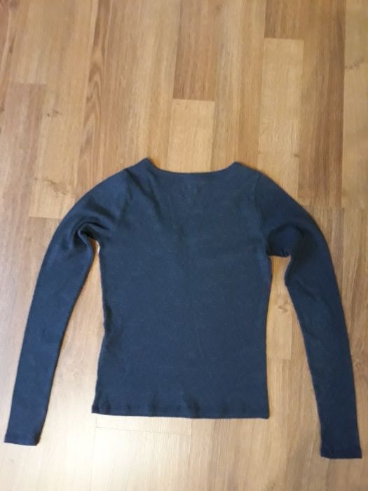 Оргинален дамски пуловер HOLLISTER