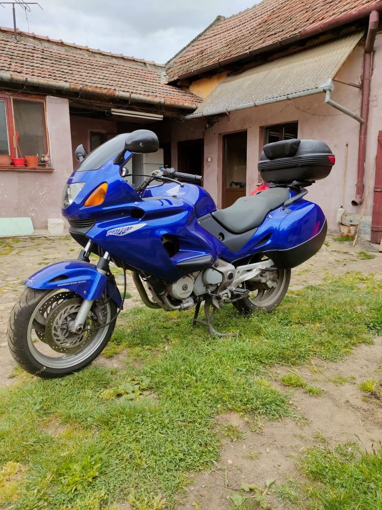 Honda Deauville motor de 650 ,anul 2004