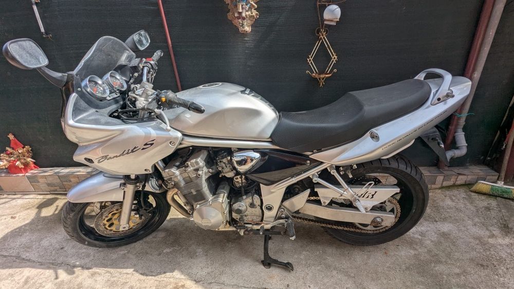 Suzuki Bandit GSF 600 S - A sau A2