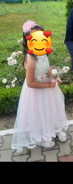 Rochita eleganta  fetițe cu trenă