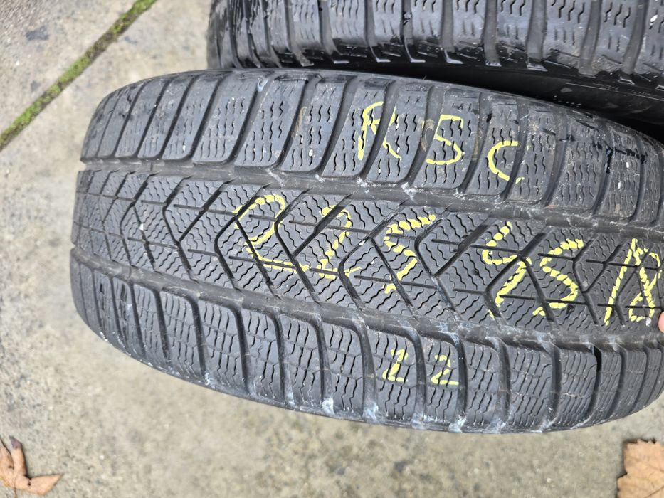 Anvelope iarna 225 45 18 si 255 40 18 Runflat