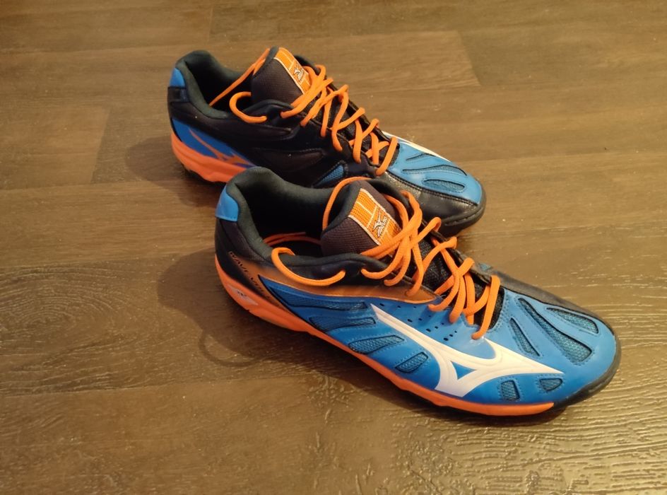 Маратонки Mizuno Wave Volcano