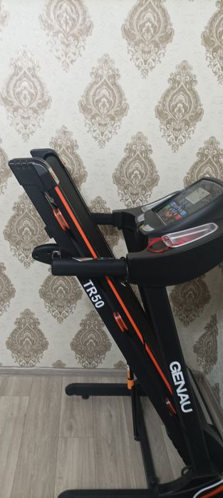 Беговая дорожка Genau