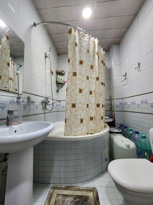 4 хонали квартира сотилади
