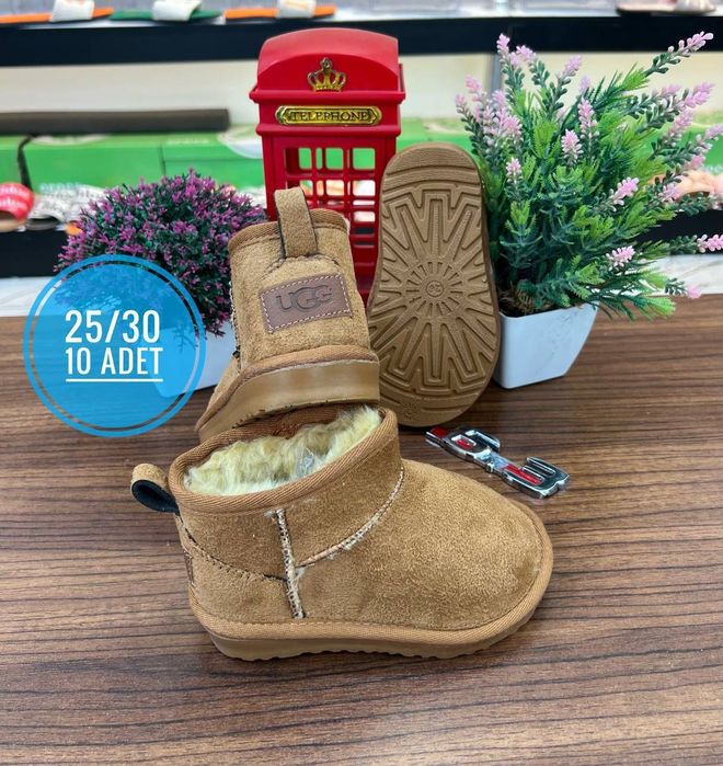 UGG fetițe preț redus