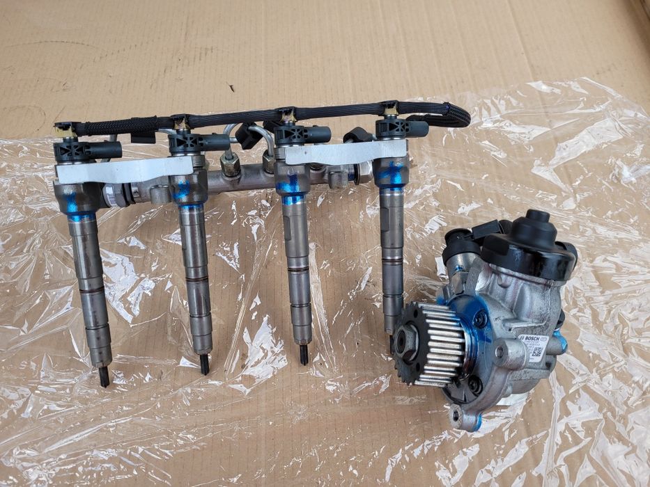 Injectoare Injector 2.0 Tdi CRB CKF Skoda Octavia 3 VW Golf 7 04L13027