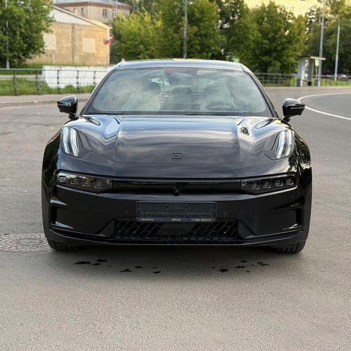 Zeekr 001 you 10.2023 йил