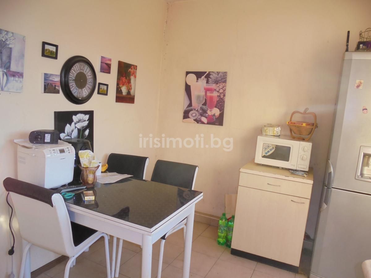 Продава се Тристаен апартамент в София, Бъкстон - 89 кв.м за 2090 €/кв.м - Снимка #1