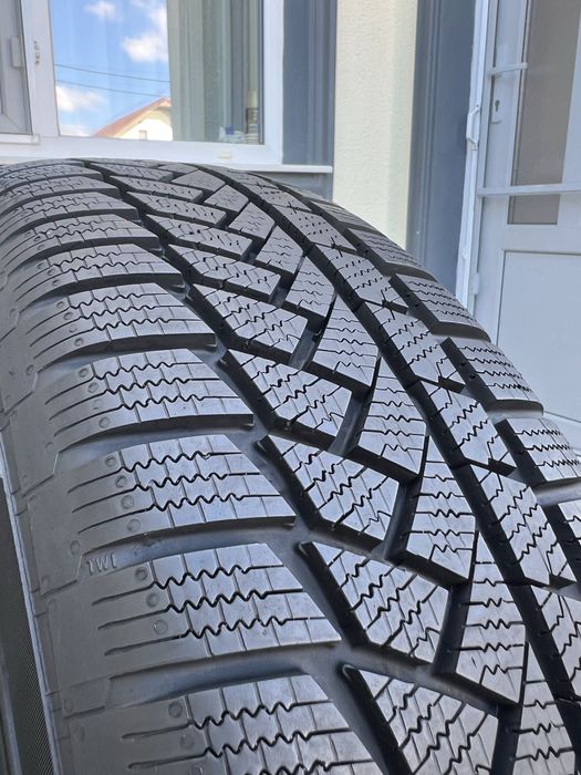 Vand set de anvelope iarna 215/66/R16 Continental SUV ca NOI
