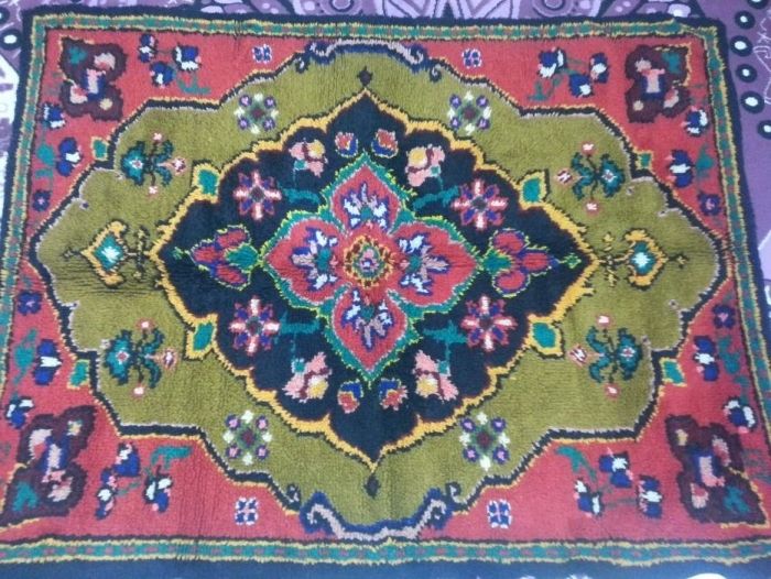 Китеници 2 броя Маковете и Царската корона - НОВИ