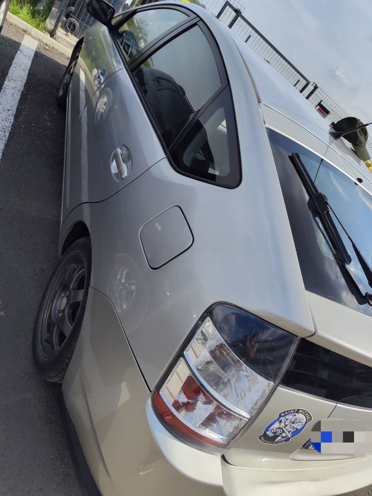 Toyota Prius 2 Se vinde