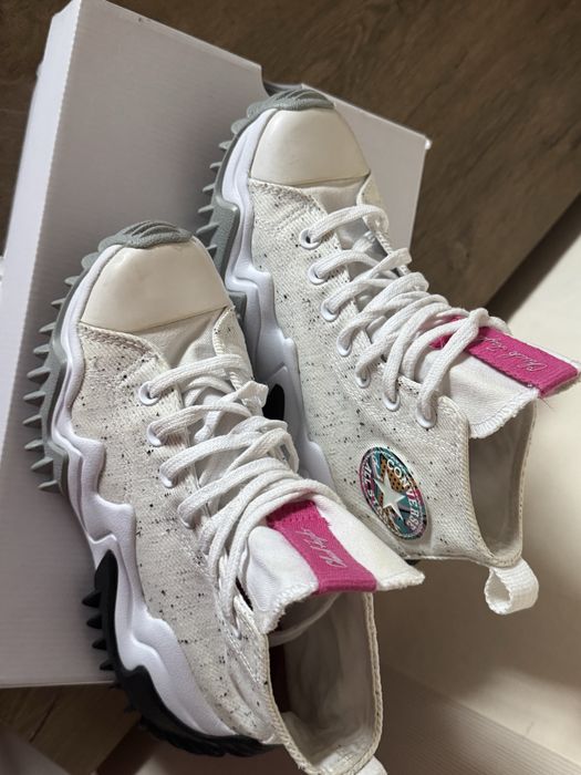 Converse Run Star Motion