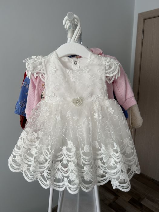 Рокли за бебе 0-3м и 3-6м