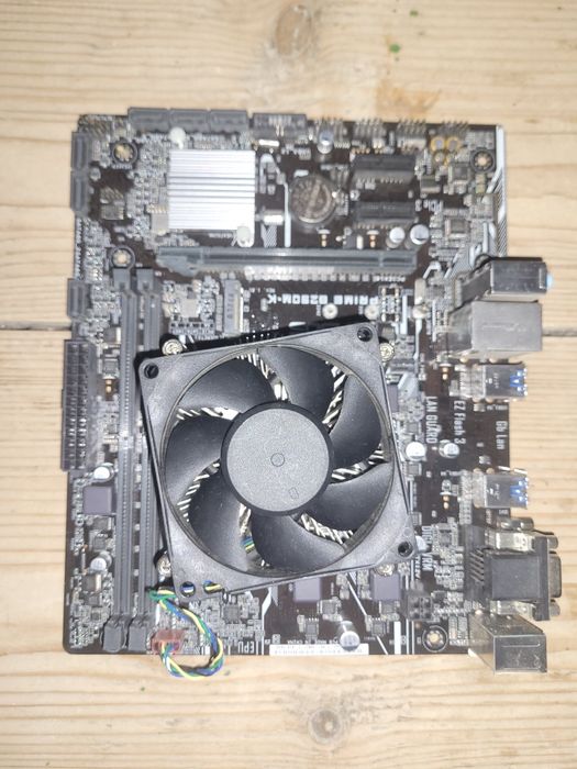 Kit sau Toate separat Placa de baza ASUS PRIME B250M-K și altele