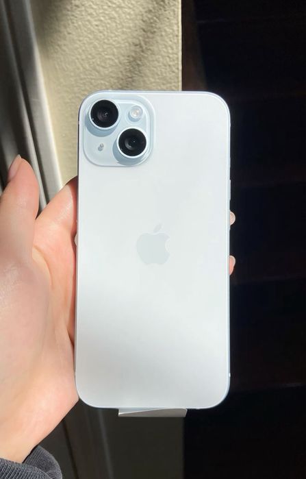 Продам iphone 15 blue