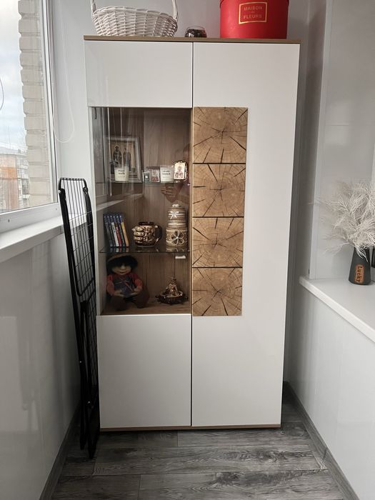 Продам красивый шкаф!