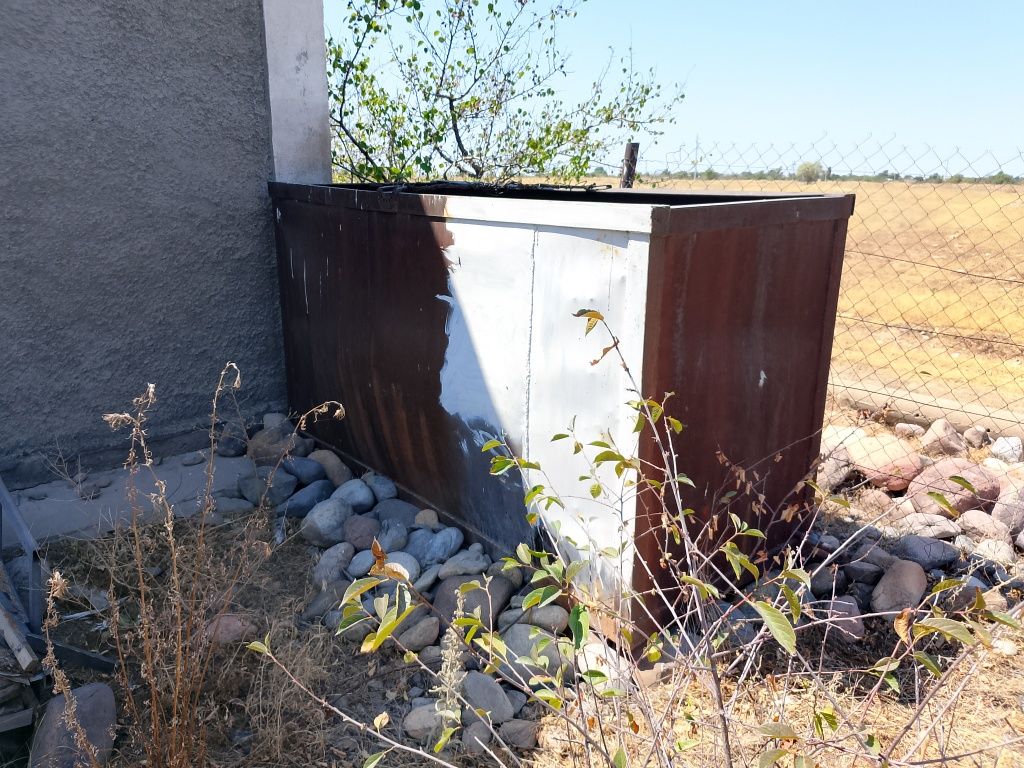 Бочка для зерна или для воды