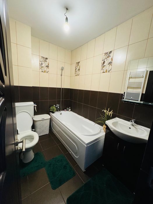 Inchiriez apartament 3 camere Berceni - Piata Resita - Sector 4