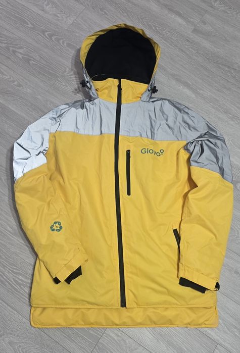 Vând Geacă Glovo îmblănită