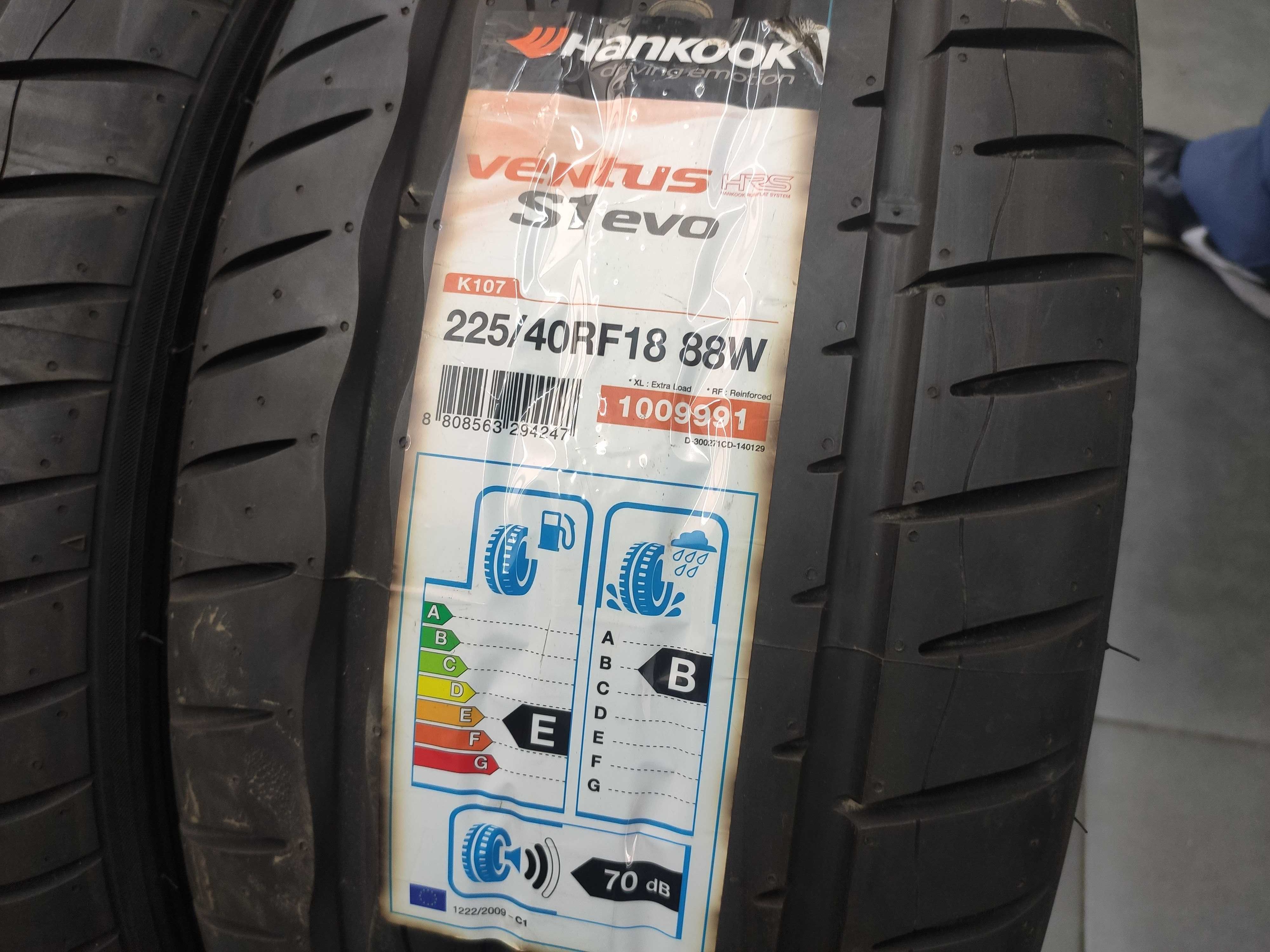 2бр Летни Гуми 225 40 18 - Hankook Runflat -