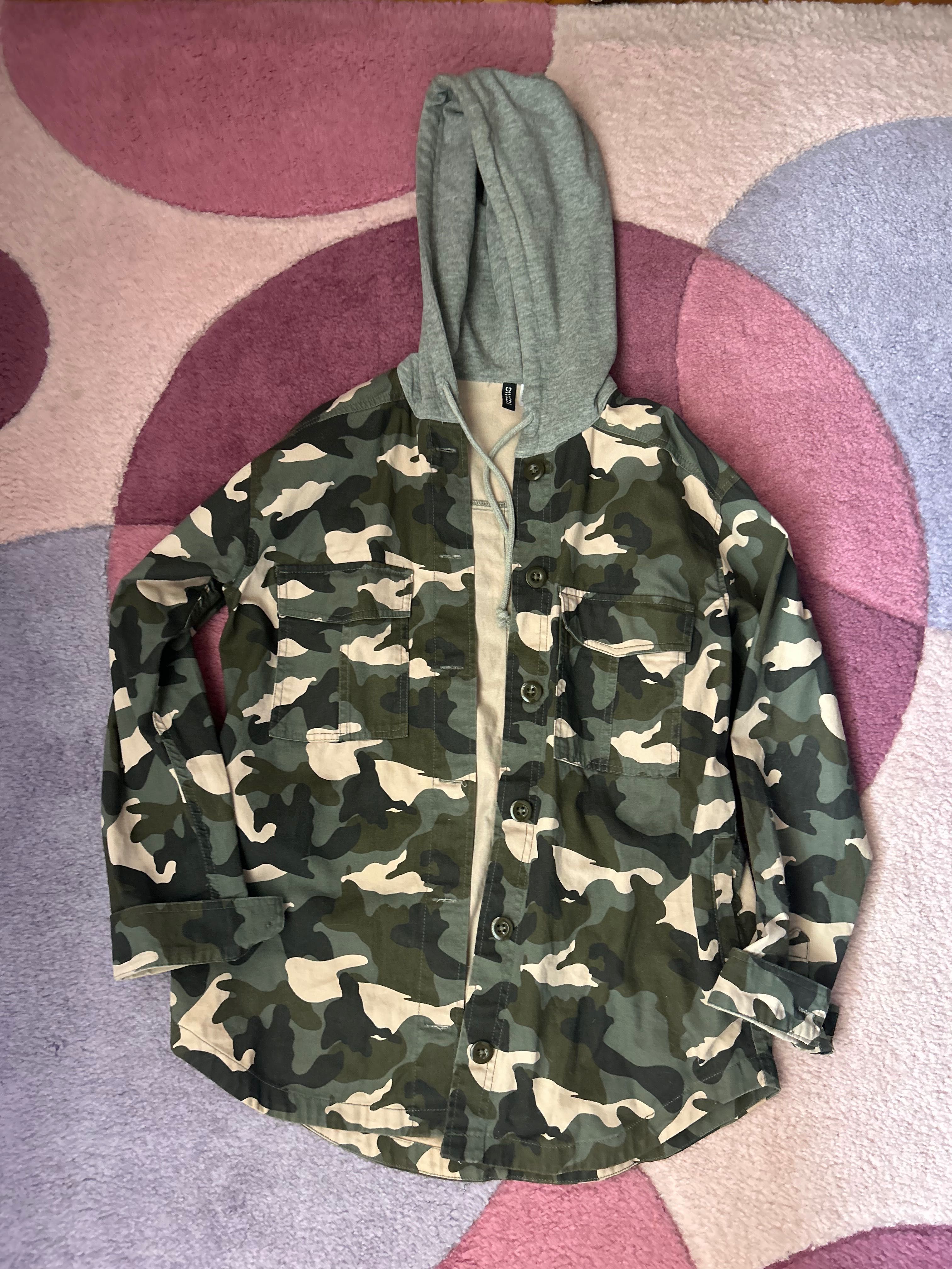 Дамски преходни якета и худита марки Bershka, H&M, Cropp