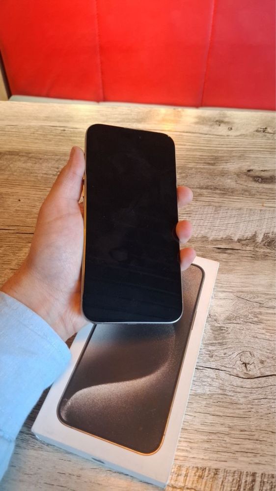 Iphone 15 pro max srochna