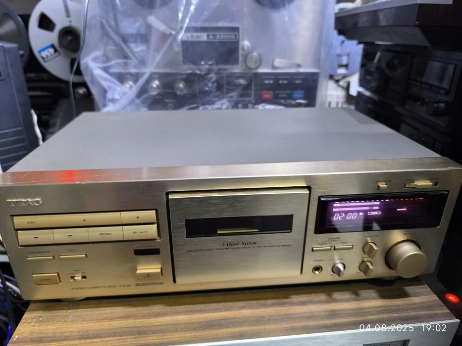 TEAC V-1030,кассетная дека ,Япония, в Алматы.Ал