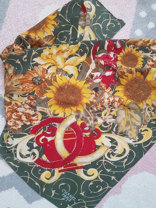 Esarfa Chanel din matase