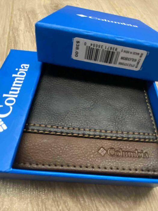 Мъжки кожен портфейл Columbia